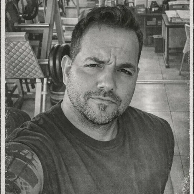Washington Rubini Viglioni - Personal Trainer e Proprietário do Studio Rubini Training